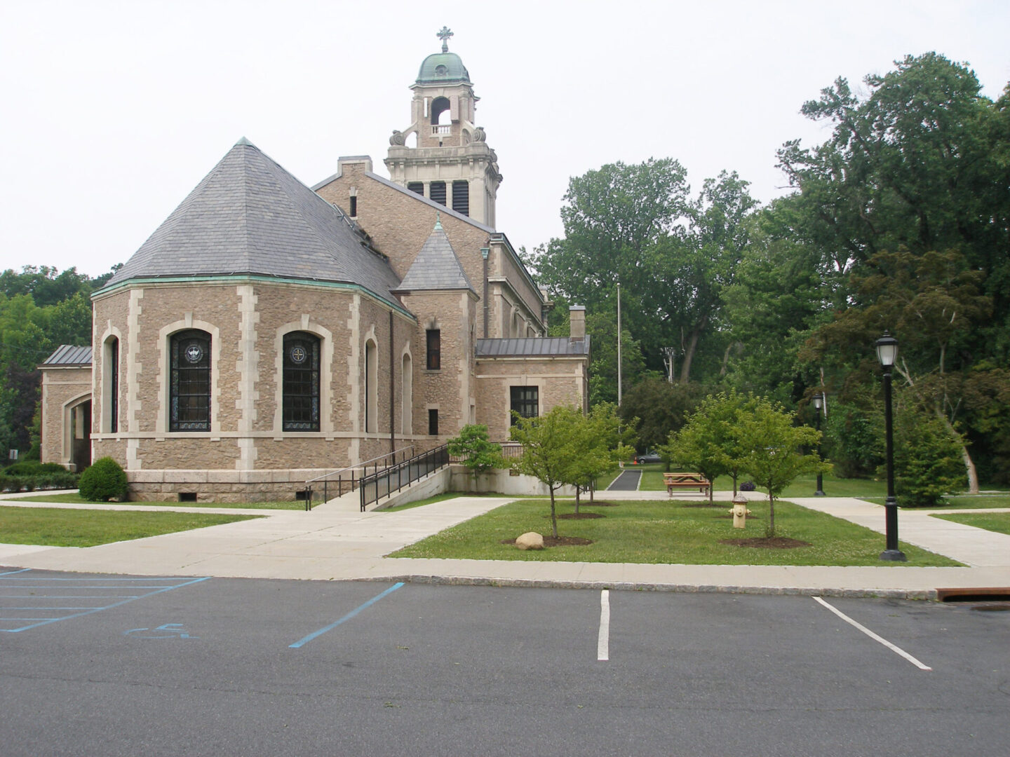 Scarborough Presbyterian Church, Rear